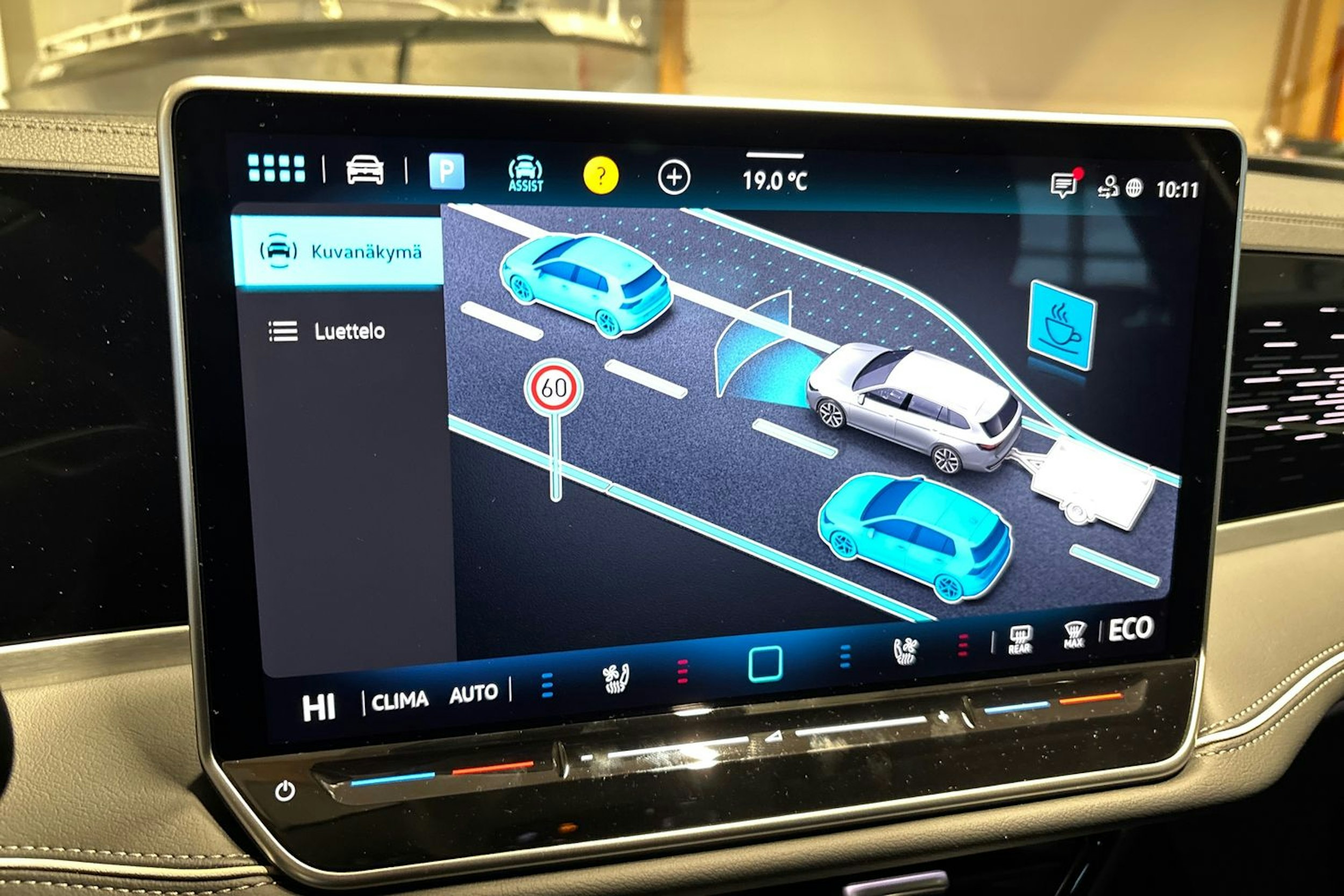 harmaa Volkswagen Passat 2026 kuva 16.