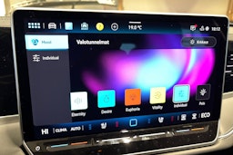 harmaa Volkswagen Passat 2026 kuva 20.