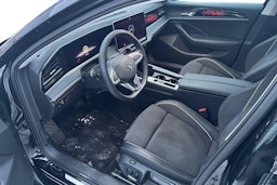 musta Volkswagen Passat 2025 kuva 3.