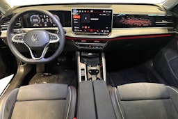 musta Volkswagen Passat 2025 kuva 9.