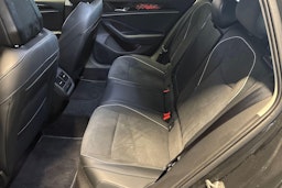 musta Volkswagen Passat 2025 kuva 10.