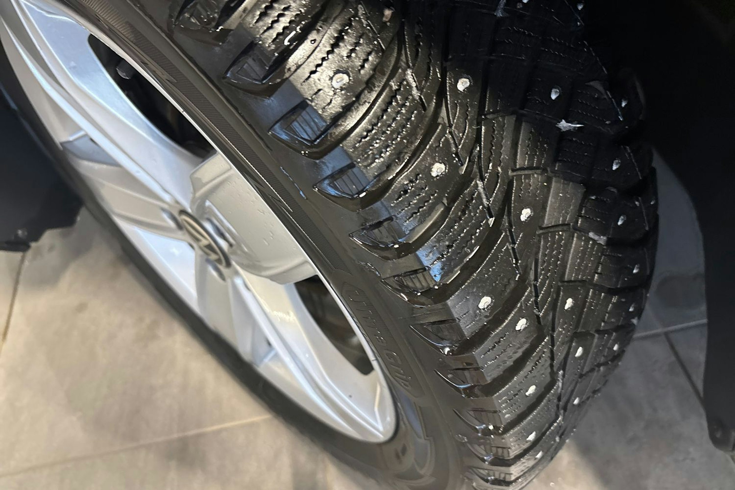 musta Volkswagen Passat 2025 kuva 13.