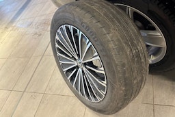 musta Volkswagen Passat 2025 kuva 14.