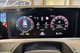 musta Volkswagen Passat 2025 kuva 17.