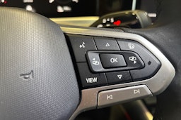 musta Volkswagen Passat 2025 kuva 19.