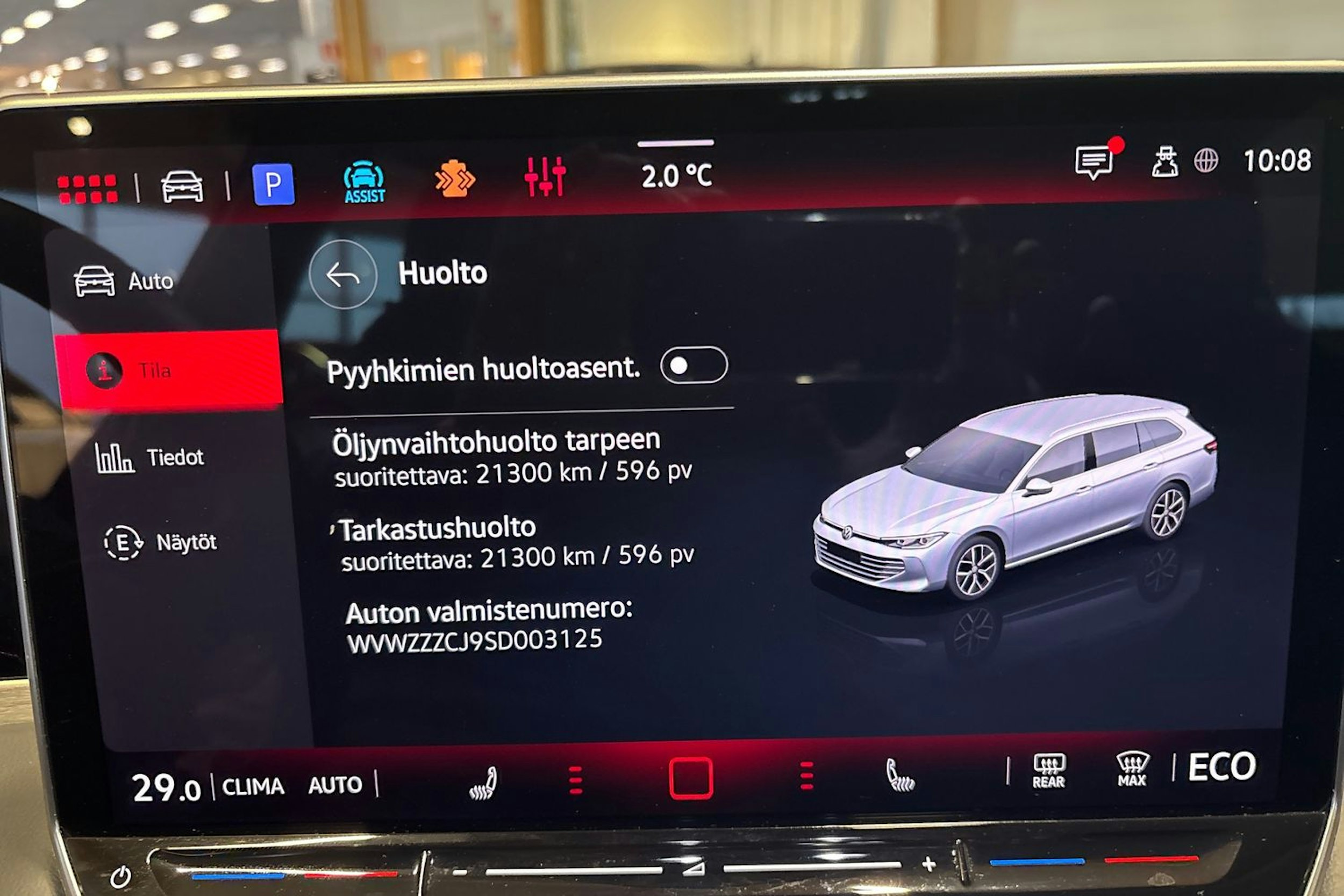 musta Volkswagen Passat 2025 kuva 22.