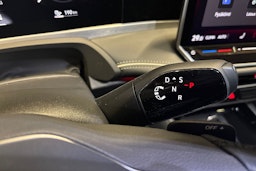 musta Volkswagen Passat 2025 kuva 23.