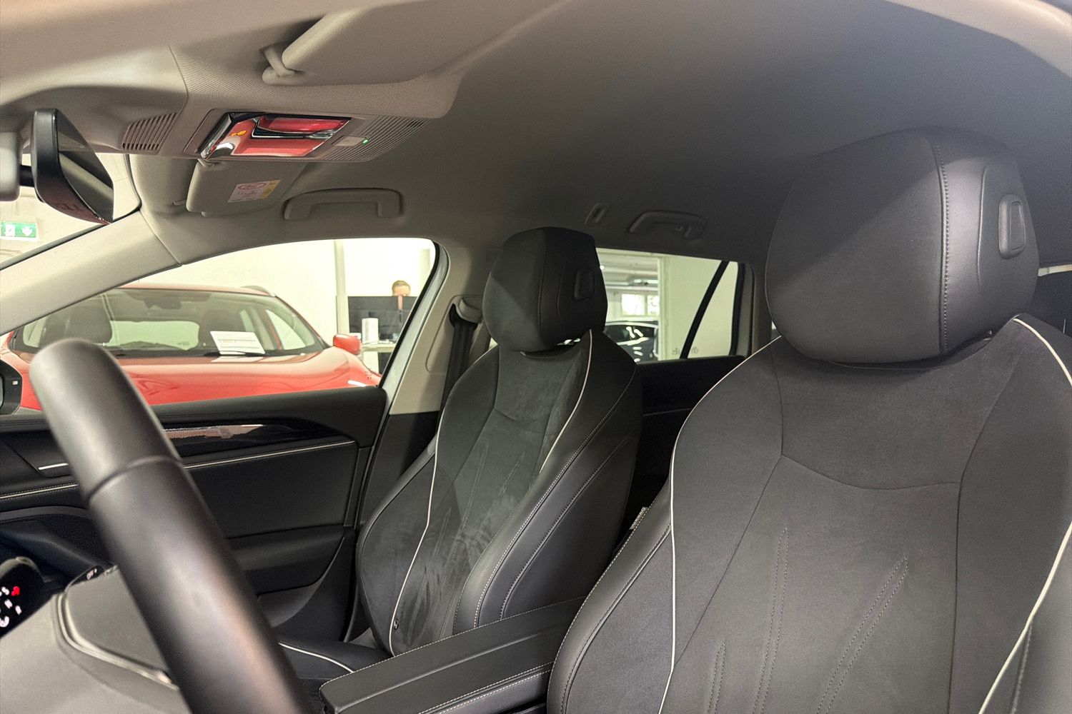 Volkswagen Passat 2025, kuva 4/4