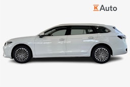 valkoinen Volkswagen Passat 2025 kuva 5.
