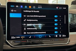 valkoinen Volkswagen Passat 2025 kuva 23.
