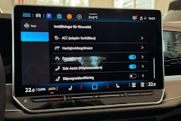 valkoinen Volkswagen Passat 2025 kuva 24.