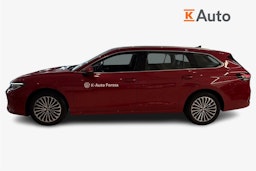 punainen Volkswagen Passat 2025 kuva 5.