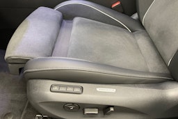harmaa Volkswagen Passat 2025 kuva 11.