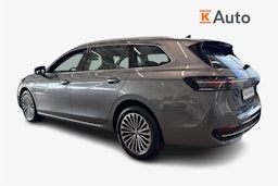harmaa Volkswagen Passat 2025 kuva 2.