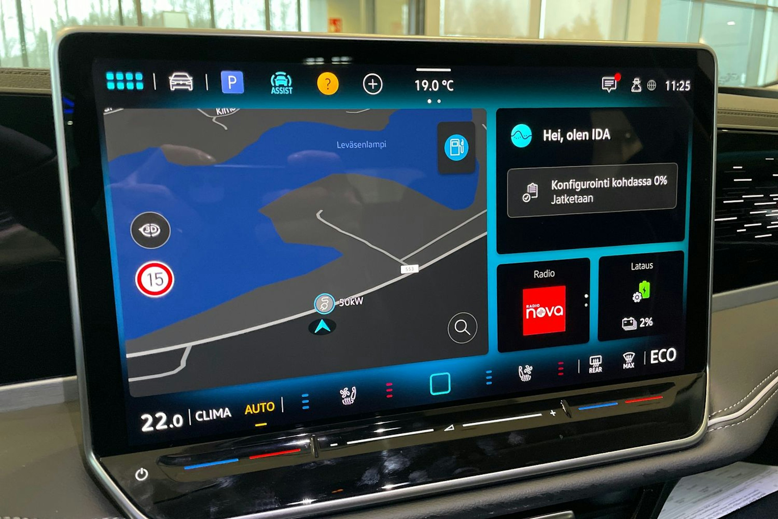 harmaa Volkswagen Passat 2026 kuva 12.