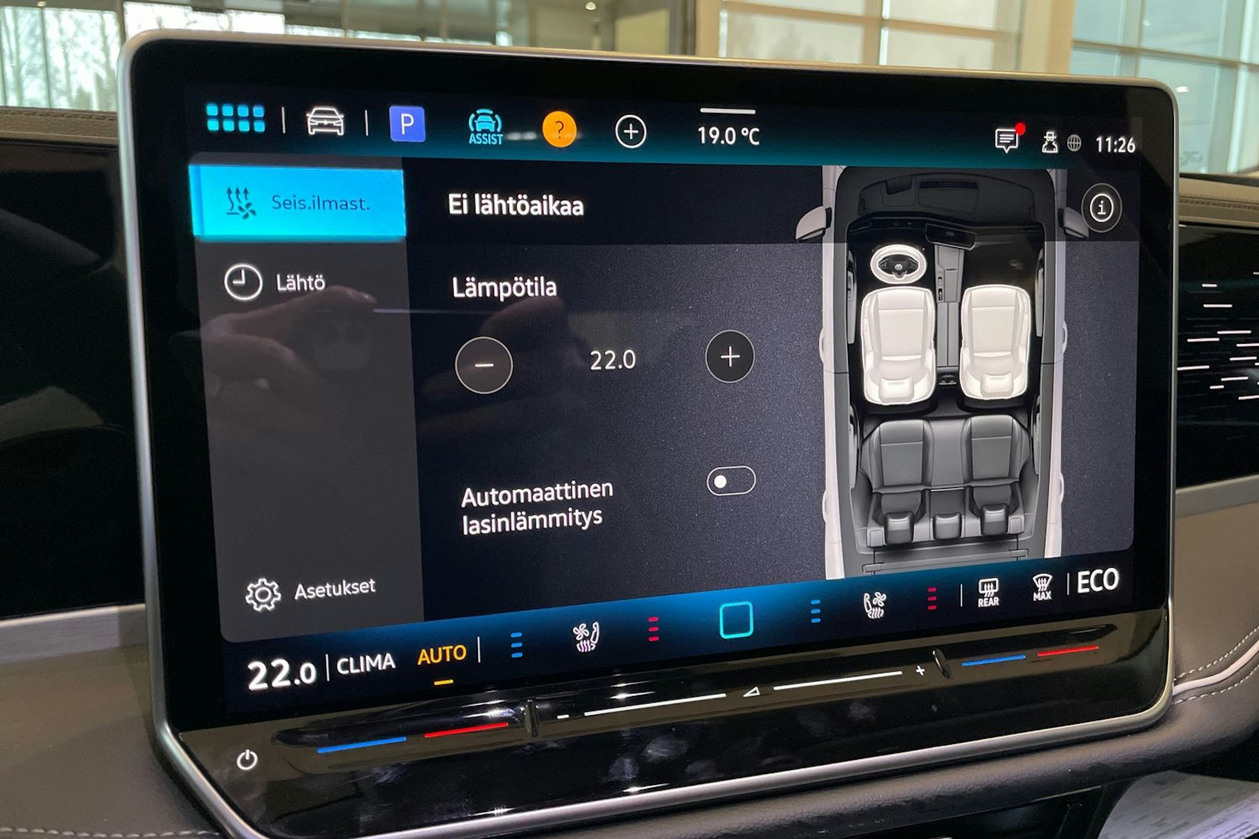 harmaa Volkswagen Passat 2026 kuva 15.