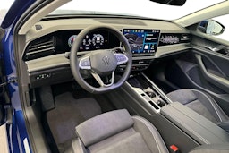 sininen Volkswagen Passat 2026 kuva 6.