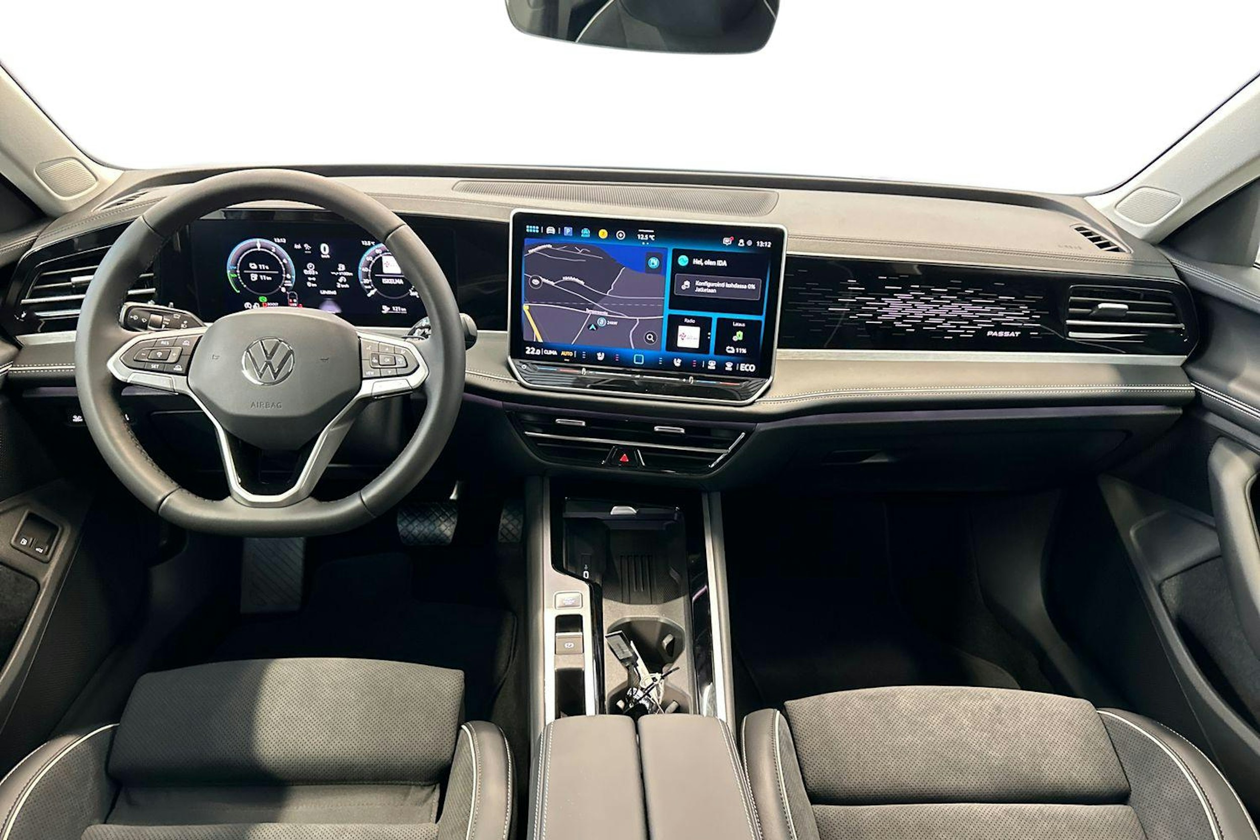 sininen Volkswagen Passat 2026 kuva 7.