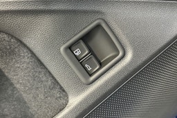 sininen Volkswagen Passat 2026 kuva 15.