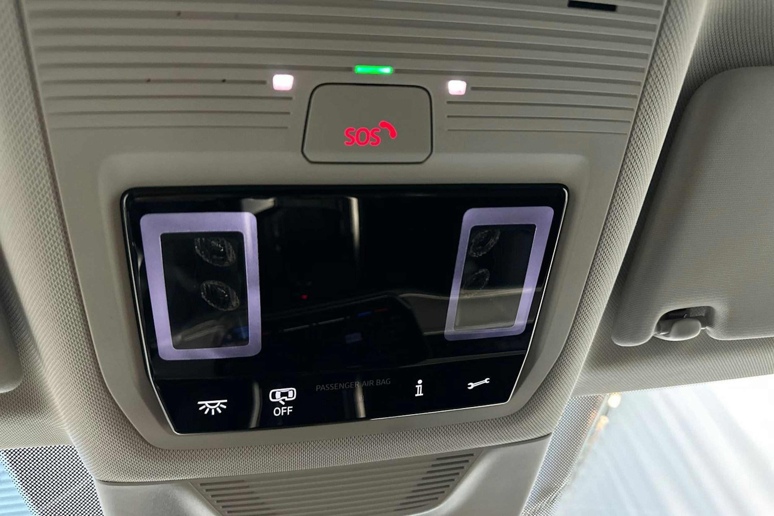 sininen Volkswagen Passat 2026 kuva 31.