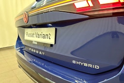 sininen Volkswagen Passat 2026 kuva 33.