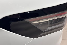 valkoinen Volkswagen Passat 2026 kuva 12.