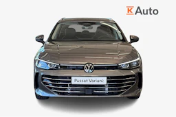 harmaa Volkswagen Passat 2026 kuva 4.