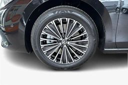 musta Volkswagen Passat 2026 kuva 9.