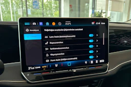 musta Volkswagen Passat 2026 kuva 17.