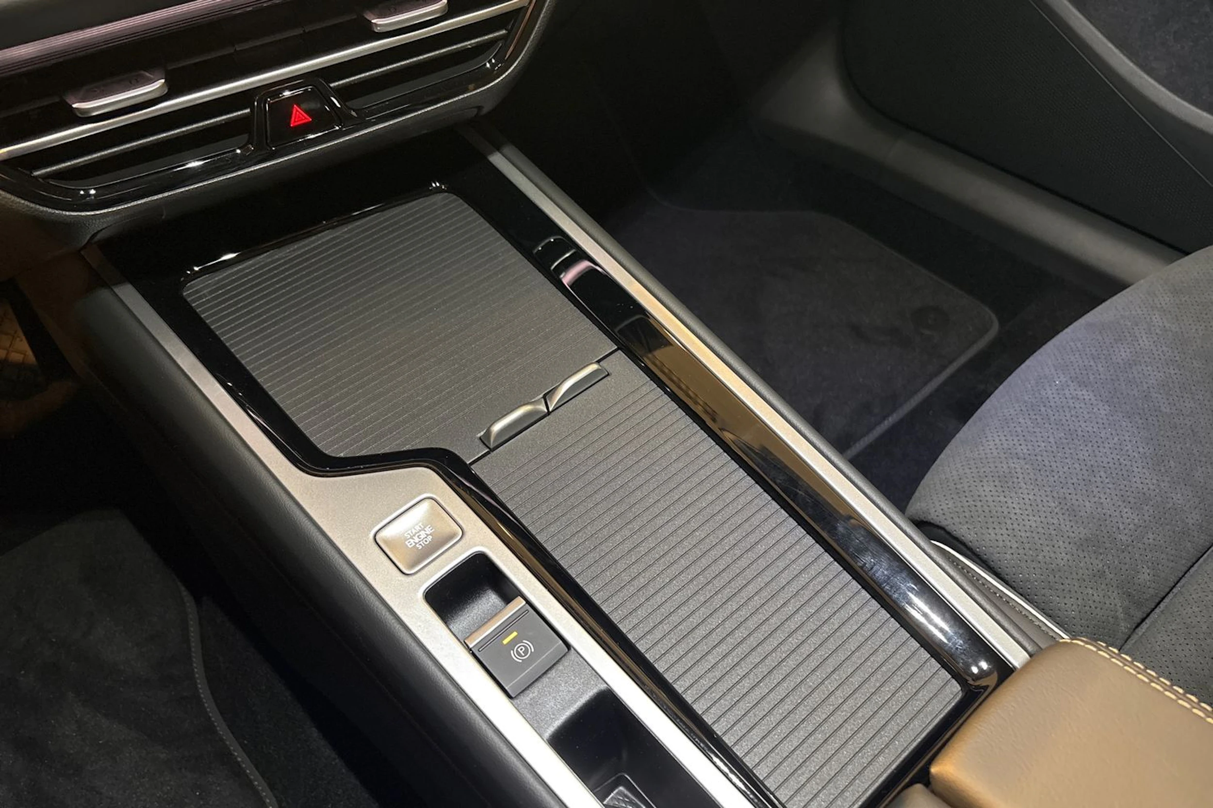sininen Volkswagen Passat 2026 kuva 24.