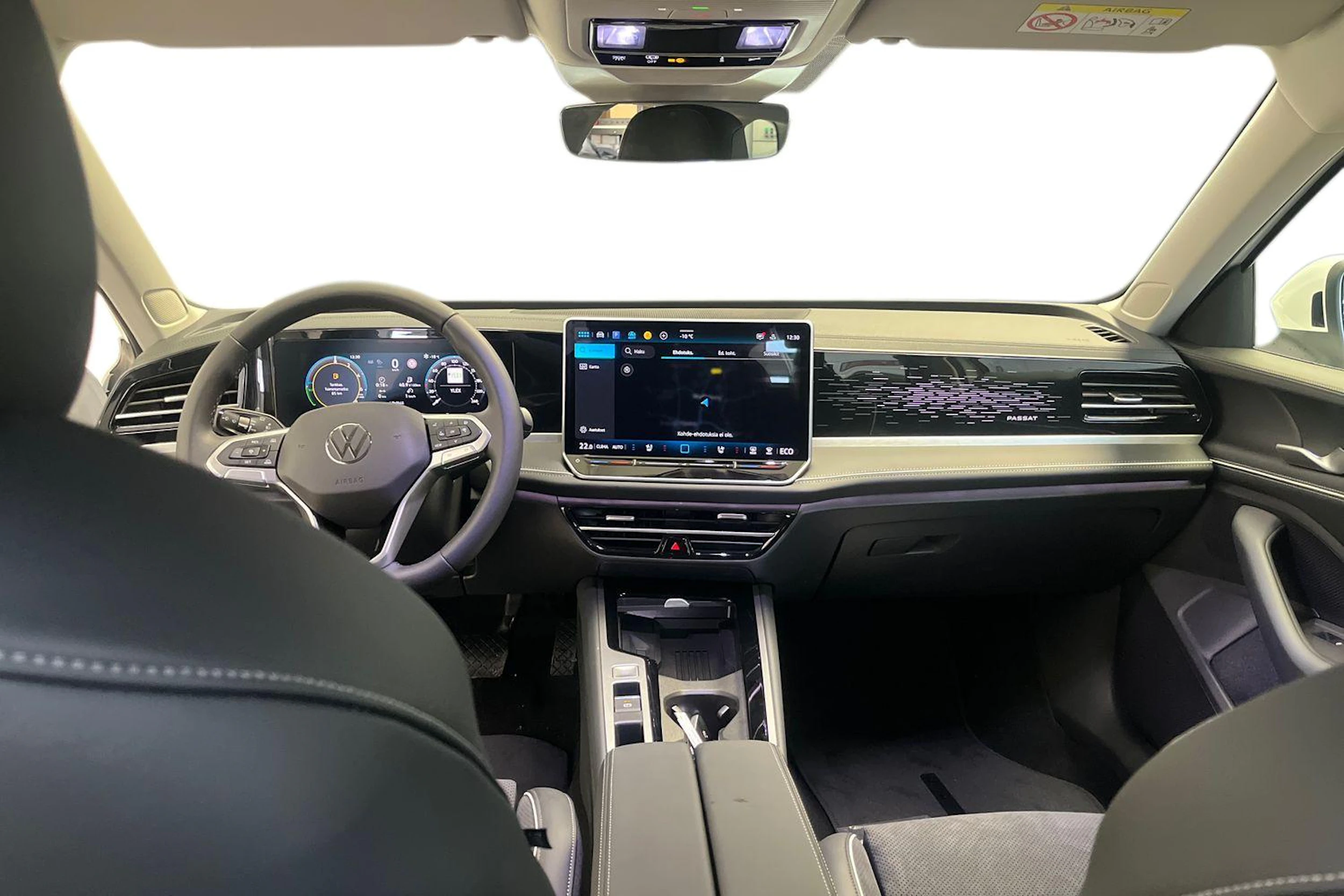 valkoinen Volkswagen Passat 2026 kuva 7.