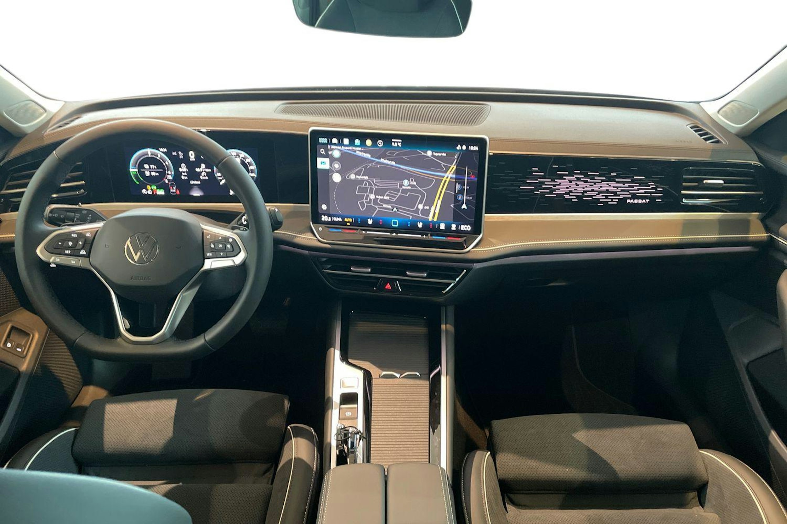 harmaa Volkswagen Passat 2026 kuva 7.