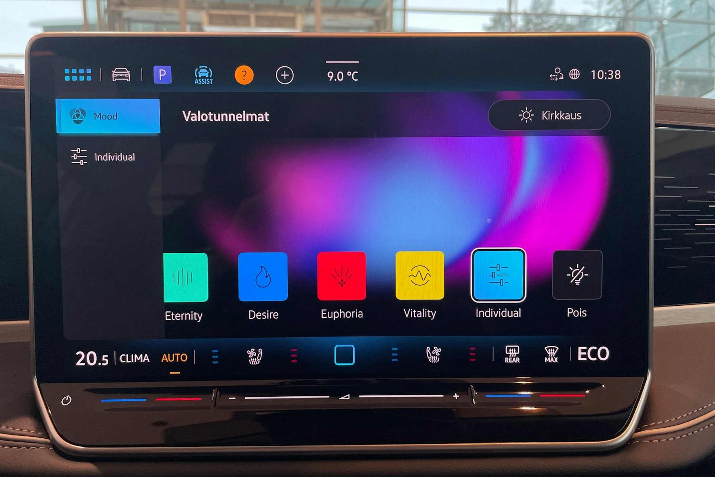 harmaa Volkswagen Passat 2026 kuva 16.