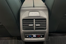 harmaa Volkswagen Passat 2026 kuva 24.