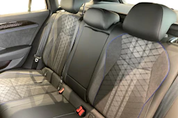 harmaa Volkswagen Passat 2026 kuva 8.