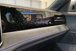 harmaa Volkswagen Passat 2026 kuva 18.