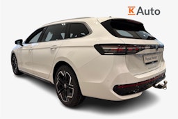 valkoinen Volkswagen Passat 2026 kuva 5.