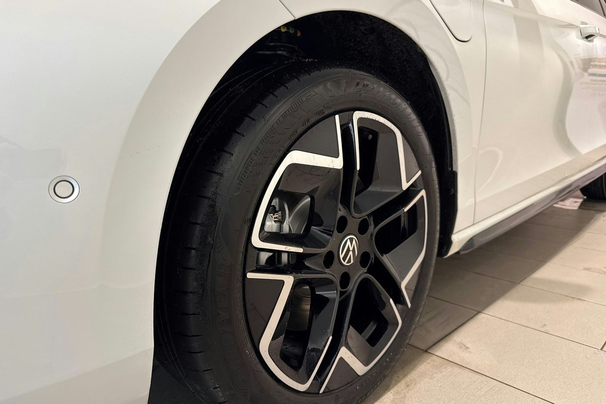 valkoinen Volkswagen Passat 2026 kuva 10.