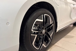 valkoinen Volkswagen Passat 2026 kuva 10.