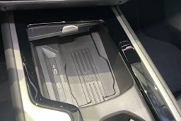 harmaa Volkswagen Passat 2026 kuva 18.