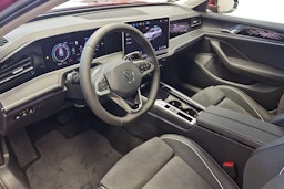 met. punainen Volkswagen Passat 2026 kuva 6.