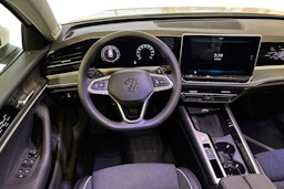 valkoinen Volkswagen Passat 2026 kuva 7.