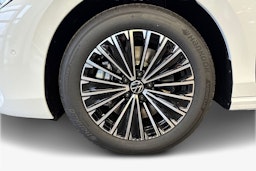 valkoinen Volkswagen Passat 2026 kuva 9.