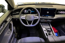 met. harmaa Volkswagen Passat 2026 kuva 7.