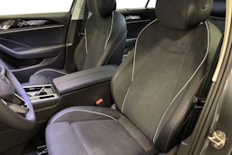 met. harmaa Volkswagen Passat 2026 kuva 8.