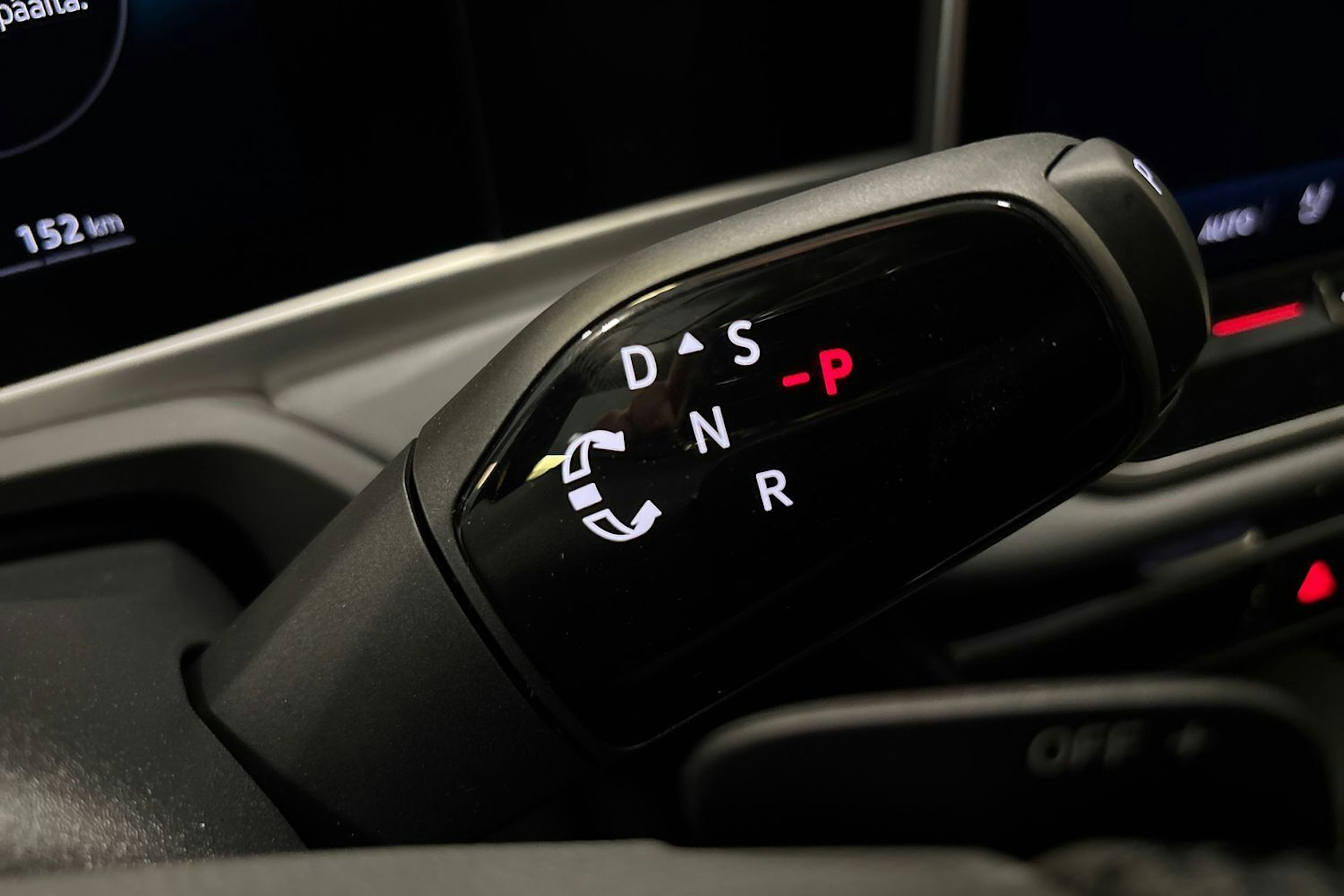 met. harmaa Volkswagen Passat 2026 kuva 10.