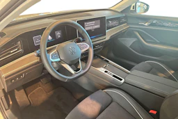 valkoinen Volkswagen Passat 2026 kuva 6.