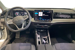 valkoinen Volkswagen Passat 2026 kuva 7.