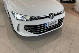 valkoinen Volkswagen Passat 2026 kuva 11.
