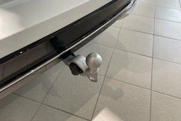 valkoinen Volkswagen Passat 2026 kuva 14.